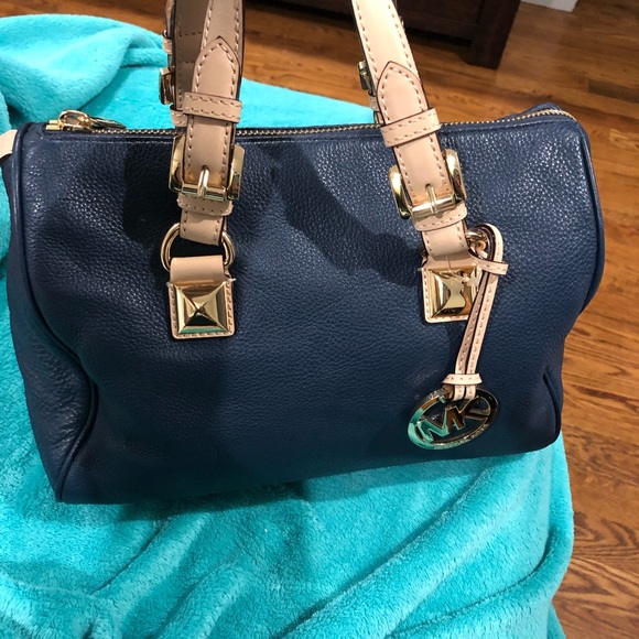 Michael Kors bag used one time! - Picture 1 of 8